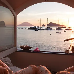 Villa Il Galeone, Panarea